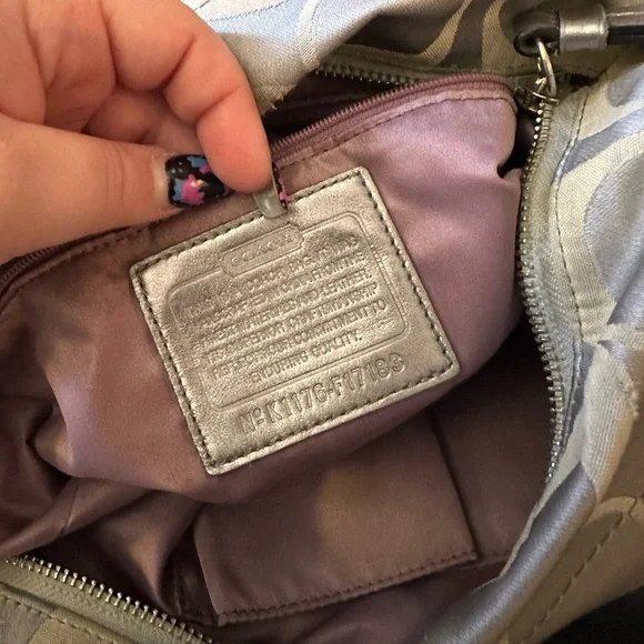 Vintage Coach Signature Sateen Brooke Hobo Bag - Picture 3 of 10